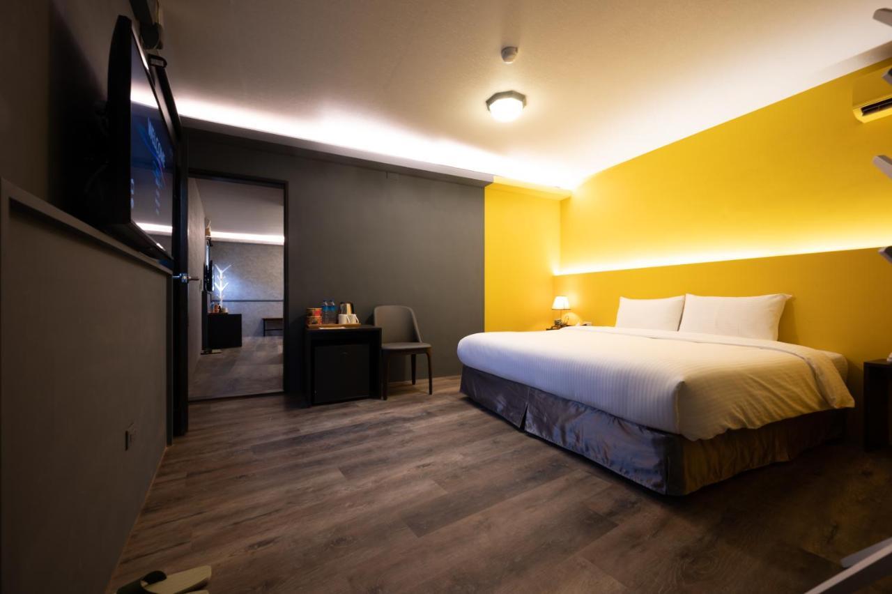 Motel 東旅驛棧 Jiaoxi Exterior foto