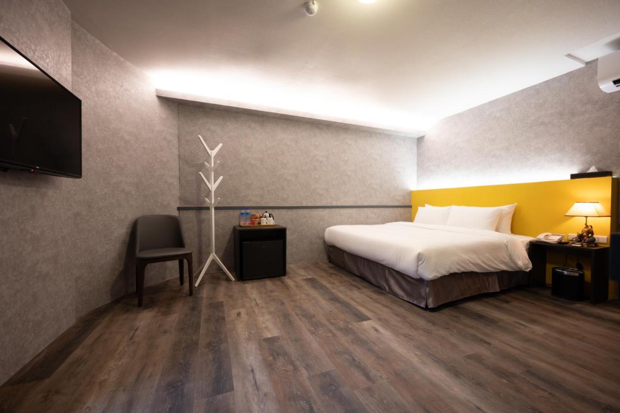 Motel 東旅驛棧 Jiaoxi Exterior foto