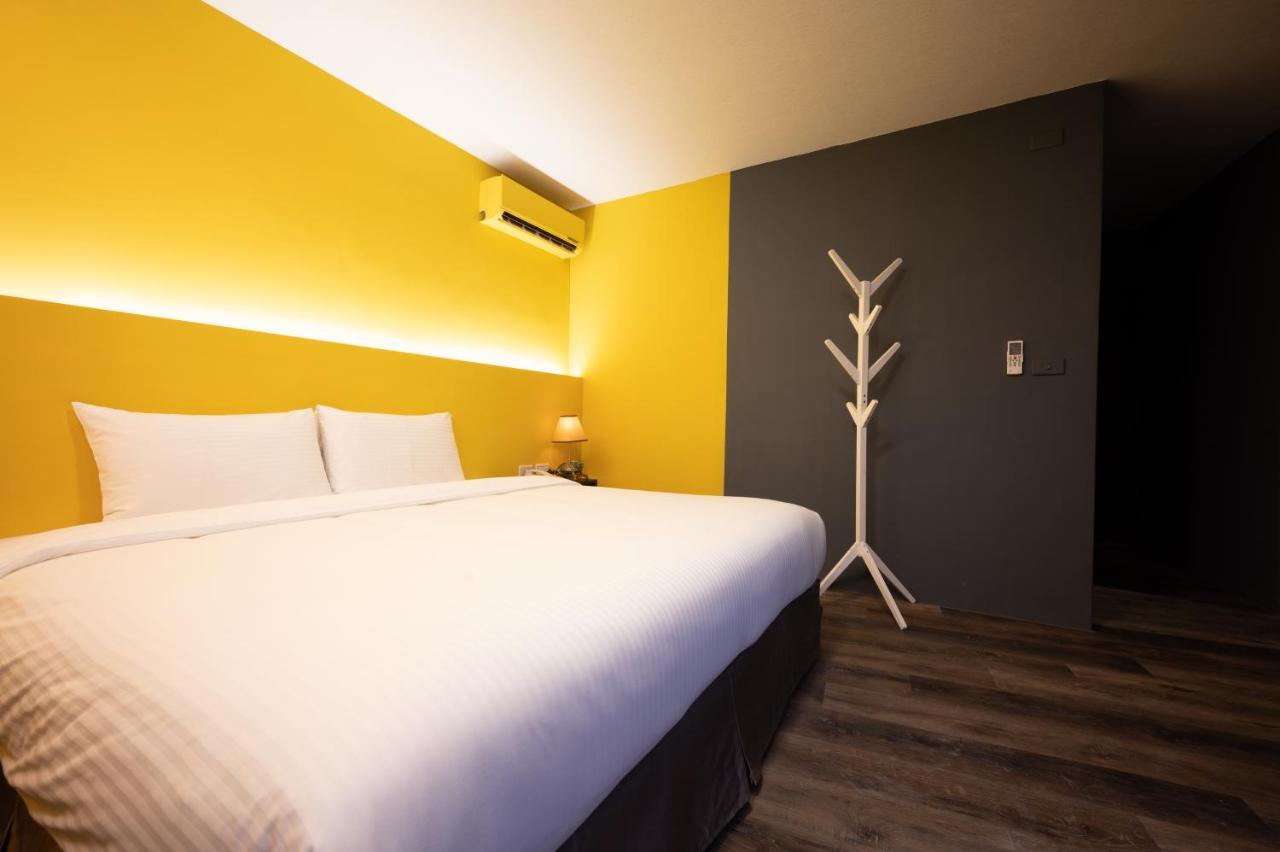 Motel 東旅驛棧 Jiaoxi Exterior foto